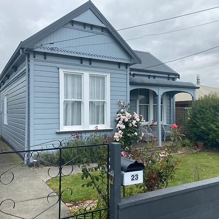 Wee Blue Bnb- Central Cosy Villa Timaru Kültér fotó